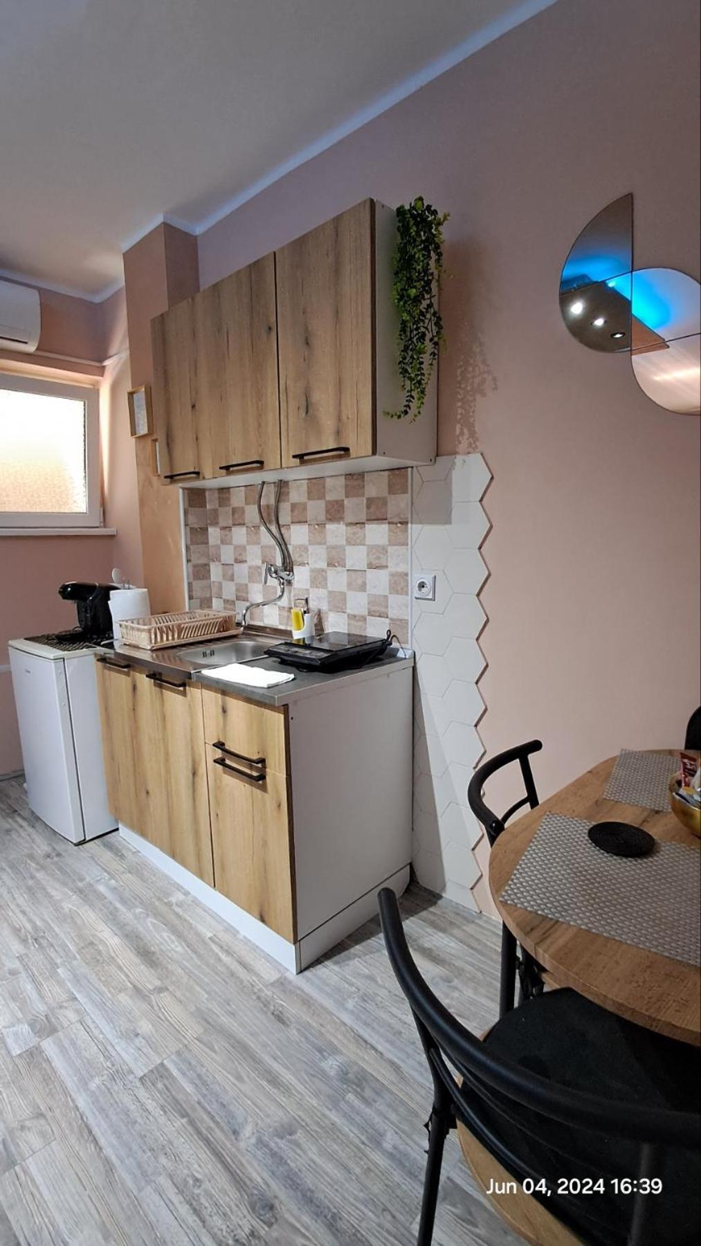 Apartman Iva Zaječar Exteriör bild